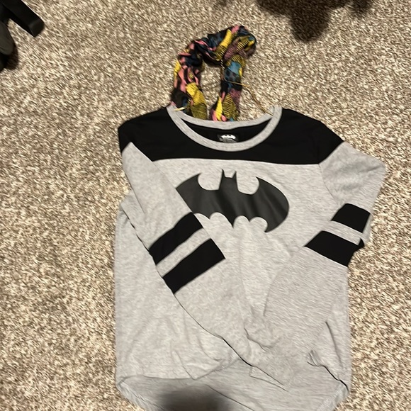 Shirts - Picture 2 of 4